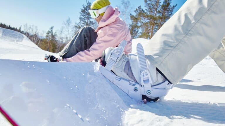 Selecting snowboard bindings