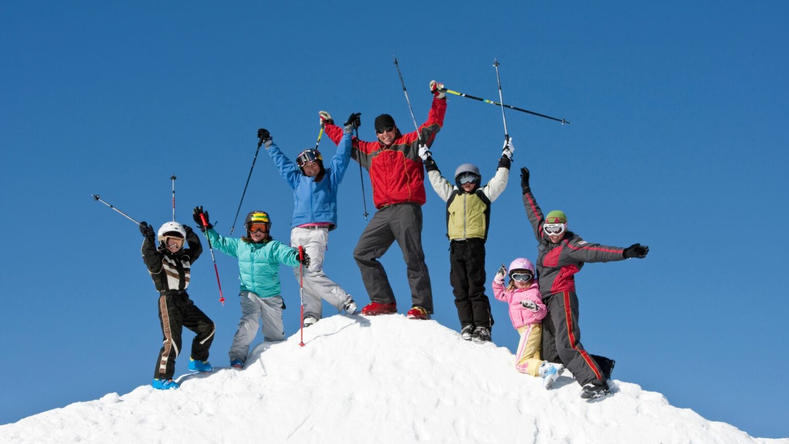 Skiing for Children: At What Age and What Benefits